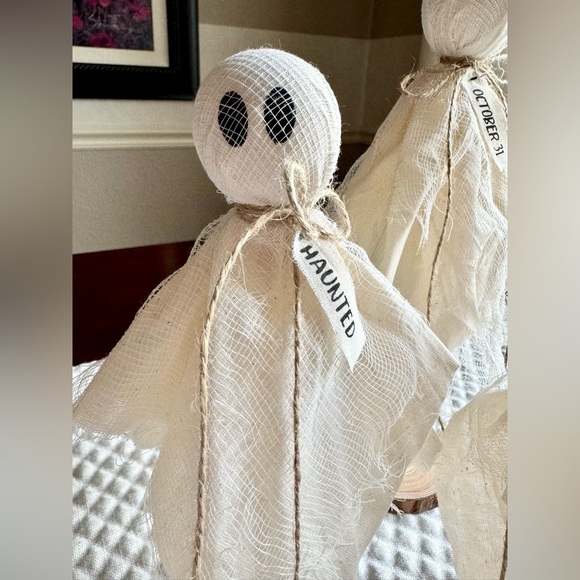 New Rustic Fall Halloween Wispy Ghost Figures Wooden Decor Boo Basket Set of 3 - Picture 4 of 7